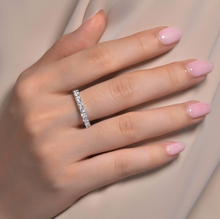 Load image into Gallery viewer, Half-Eternity Band