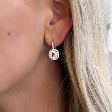 Load image into Gallery viewer, 18K Yellow Gold Diamond Earring with White Topaz
