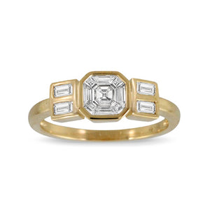 MONDRIAN 18K YELLOW GOLD DIAMOND RING WITH INVISIBLE SET CENTER STONE