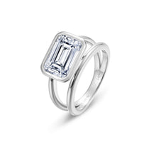 Load image into Gallery viewer, Floating Emerald Split Shank Ring
