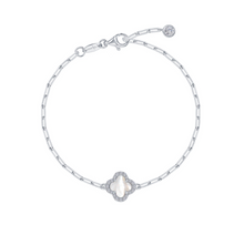 Load image into Gallery viewer, Mother of Pearl Clover Bracelet
