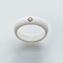 Load image into Gallery viewer, Casual Carats® Classic Collection: White
